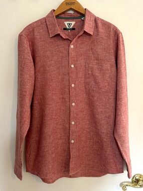 VISSLA Men's Heathered Red/Dark Pink Button-Down Long Sleeve Shirt